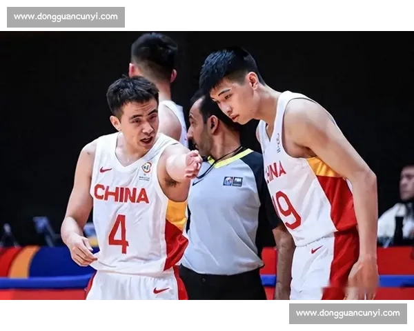 男篮中国对阵俄罗斯热身赛全面复盘攻防亮点与年轻球员成长观察
